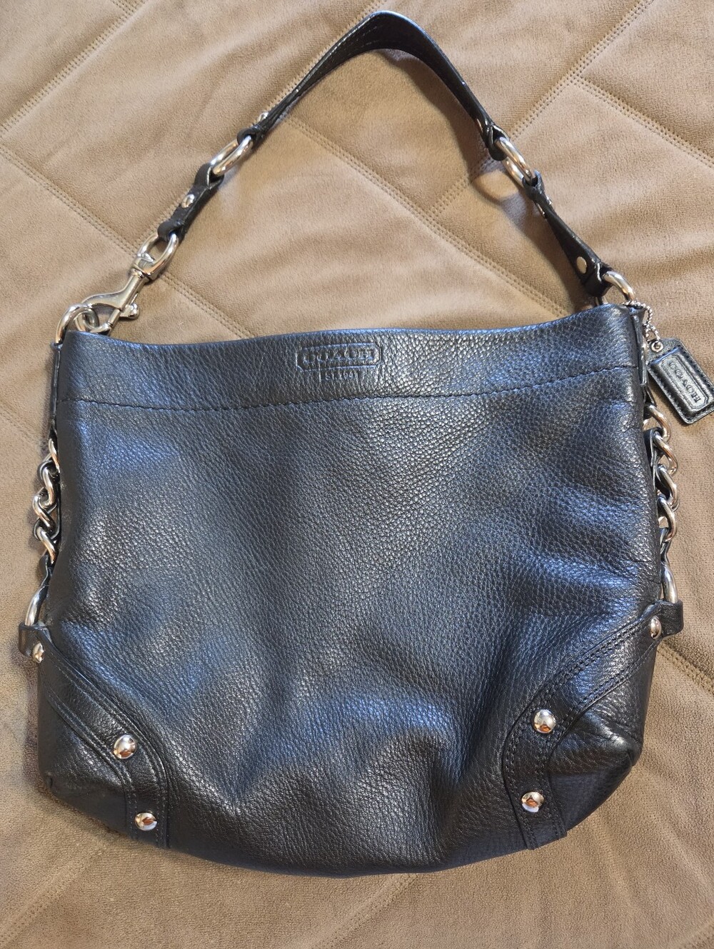 Coach Carly Medium Black Leather Shoulder Bag - Women's Classic Carry F15251.